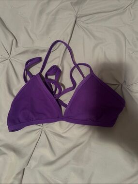 Jolyn Clothing Purple Triangle Top Size M